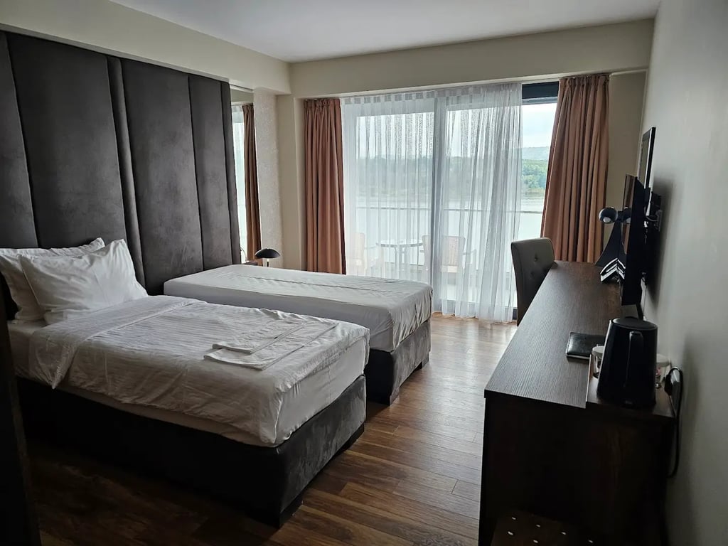 Glorius Hotel