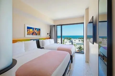 Moxy Miami South Beach