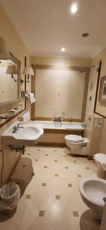 Hotel Executive