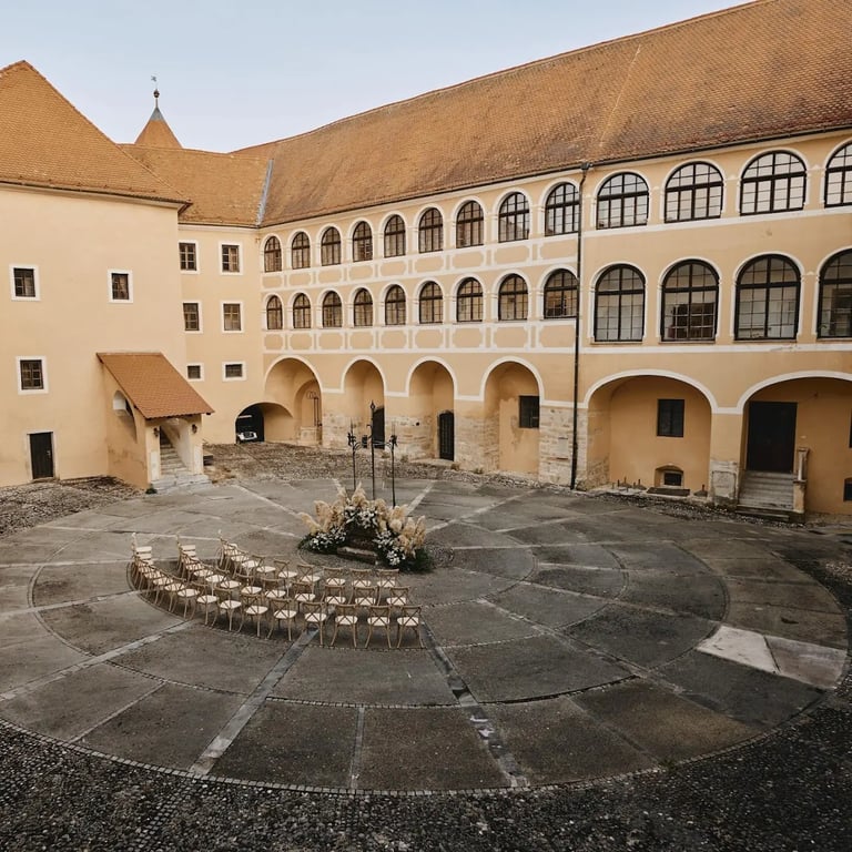 Mokrice Castle