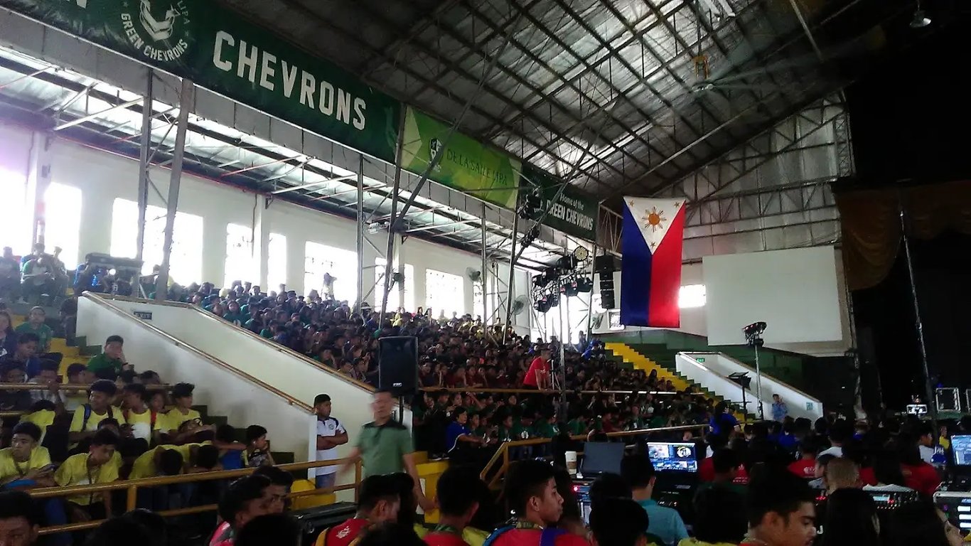 De La Salle Lipa Sentrum