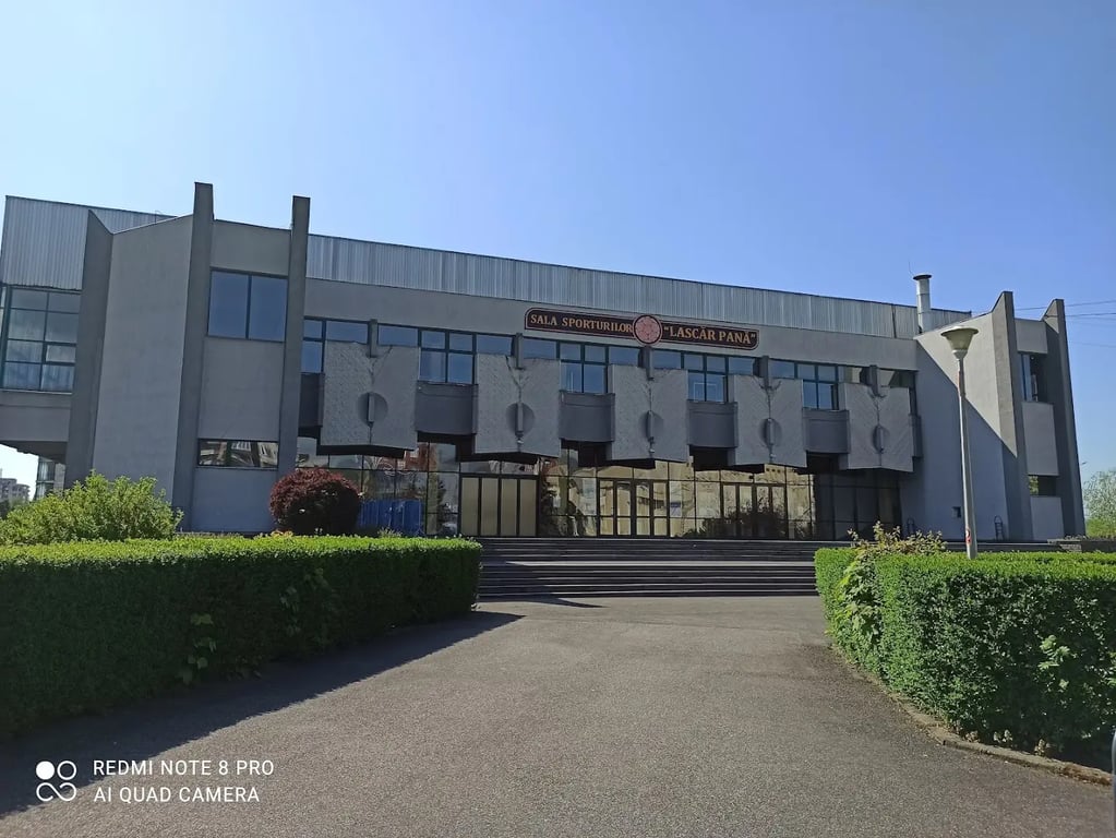 Lascăr Pană Sports Hall