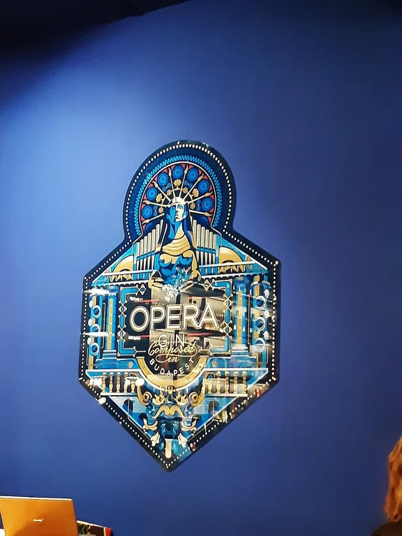 Opera Gin Budapest Főzde és Bár