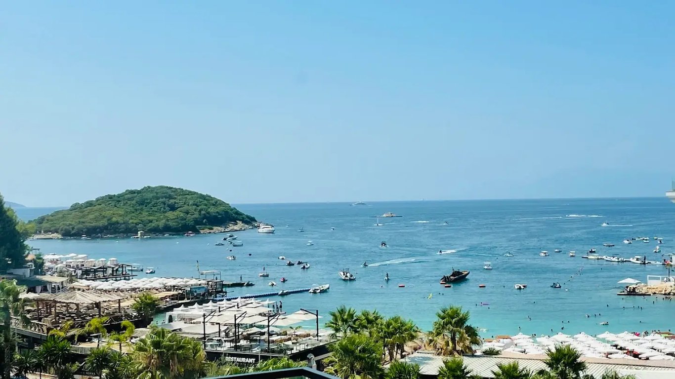 Azura Ksamil Hotel