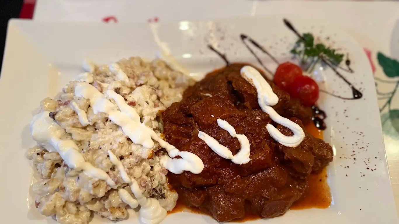 Paprika Jancsi Restaurant