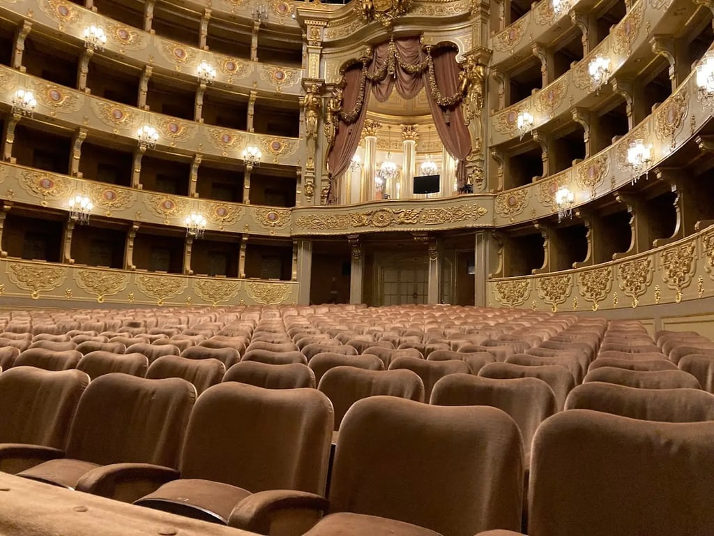 Teatro Nacional de São Carlos, Lisbon