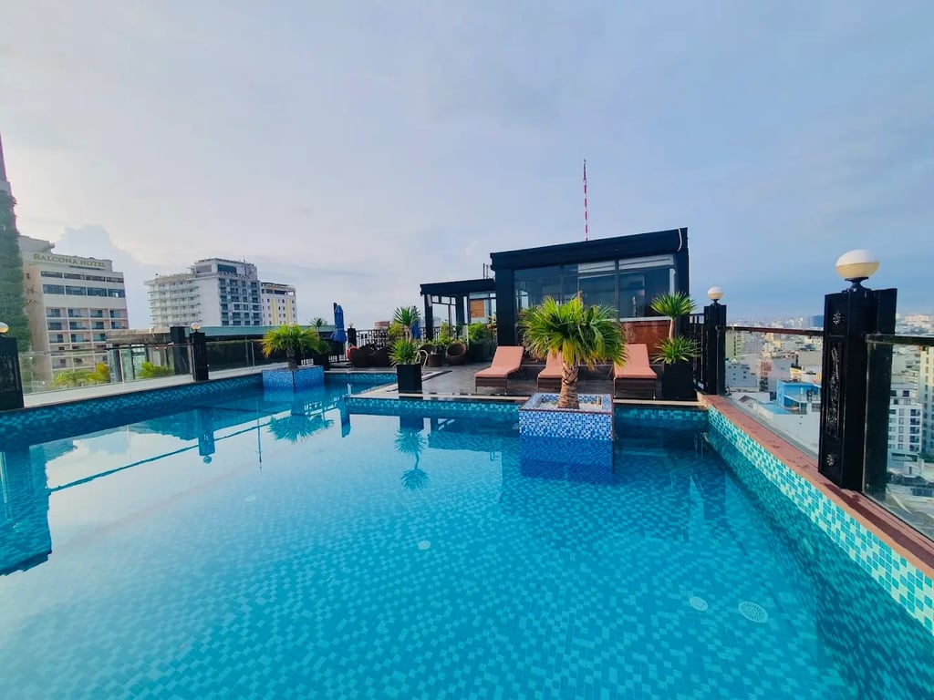 The Sail Hotel