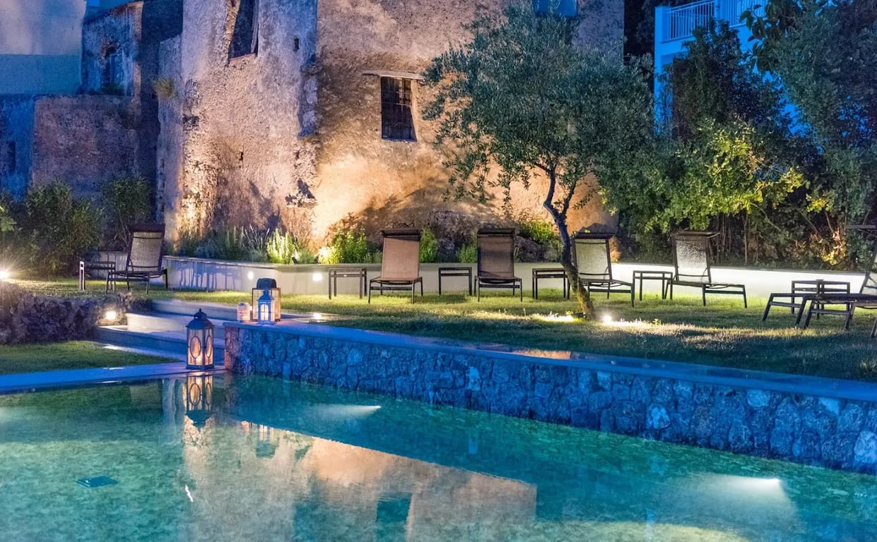 Romantic Hotel & Restaurant Villa Cheta Elite