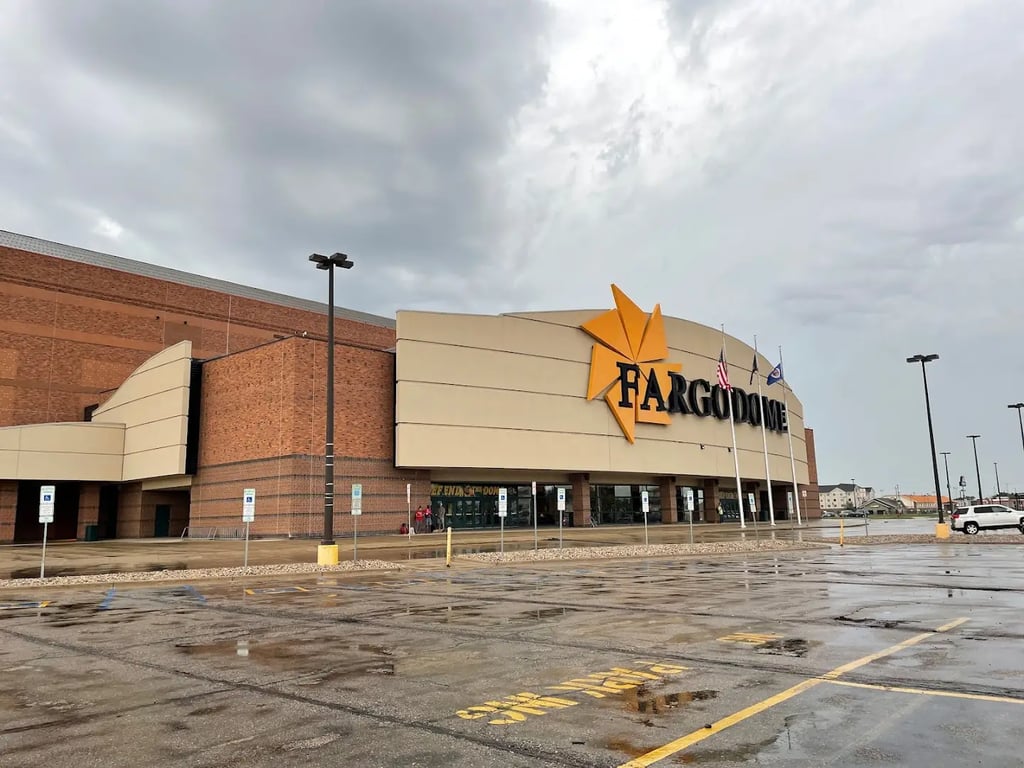 Fargodome
