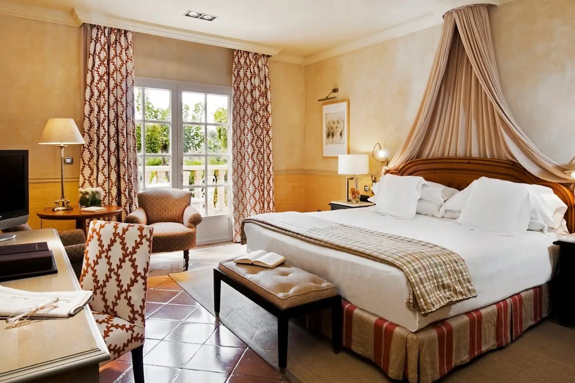 Gran Hotel Bahía del Duque Resort