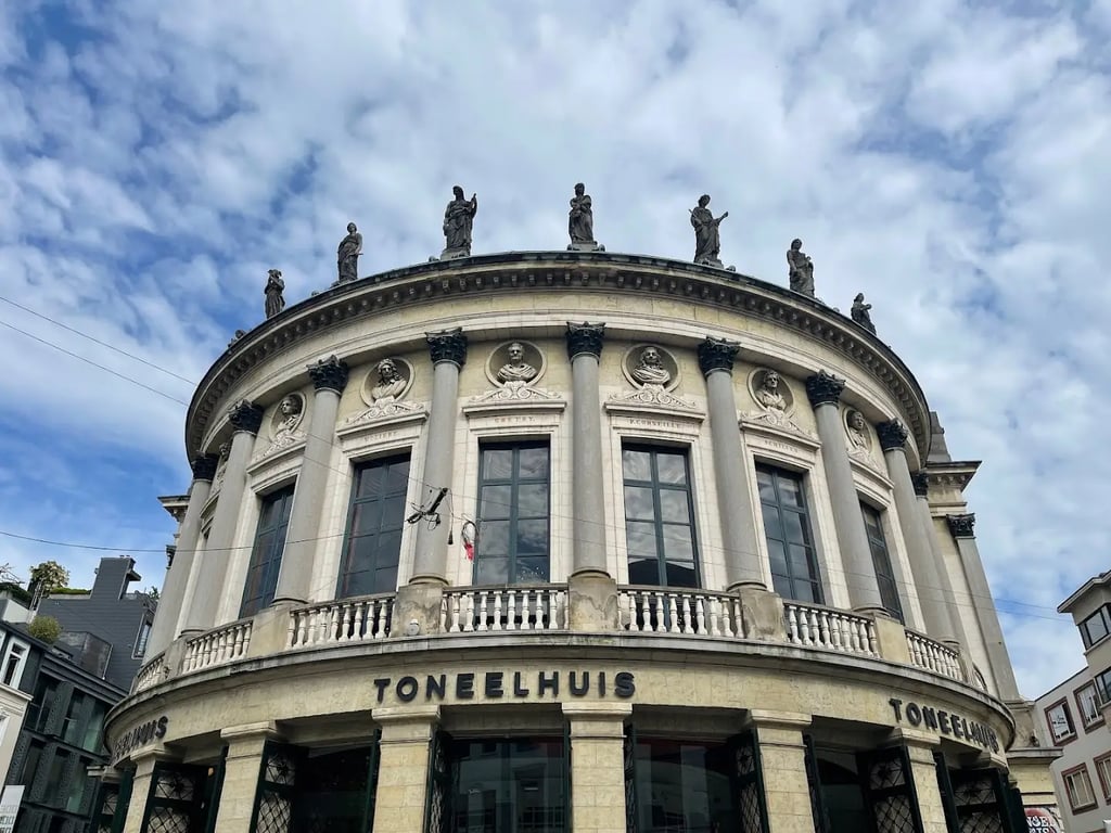 Bourla Schouwburg (De Foyer)