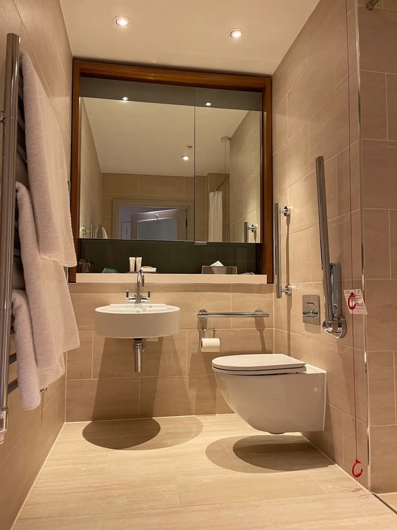 Clayton Hotel London Wall