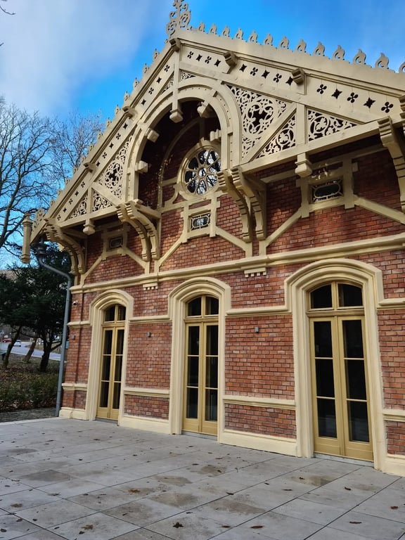 Lóvasút Cultural and Event Center