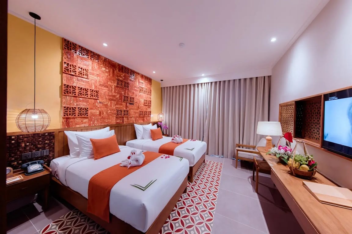 Little Gem. An Eco-Friendly Boutique Hotel & Spa