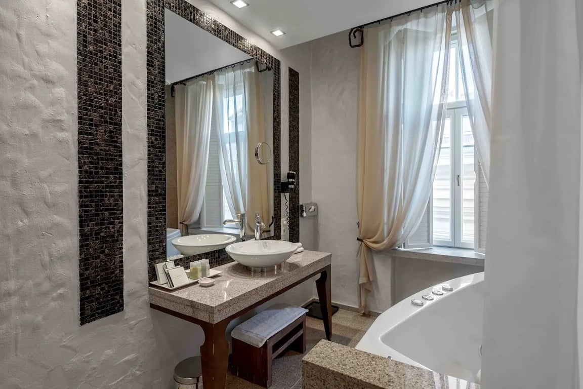 Rixwell Collection Savoy Boutique Hotel