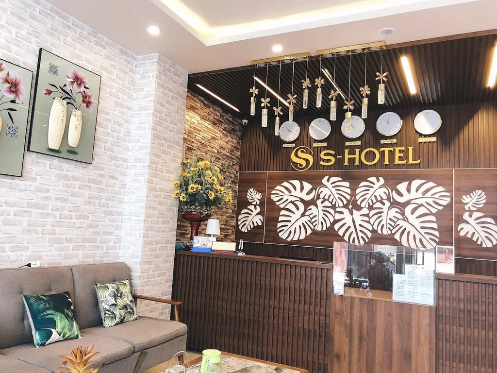 S HOTEL BEACH ĐÀ NẴNG