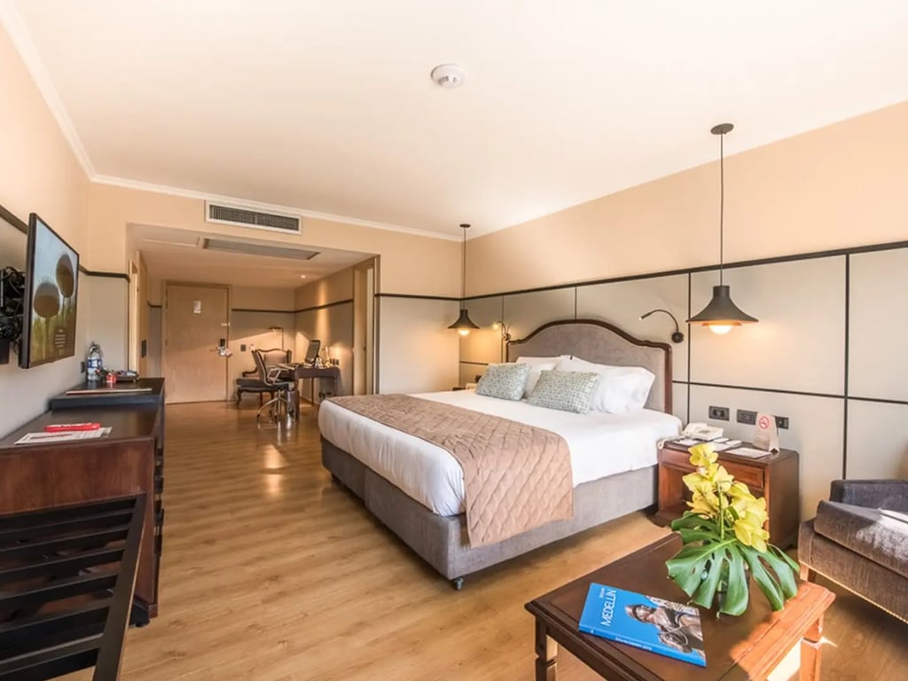 HOTEL POBLADO PLAZA