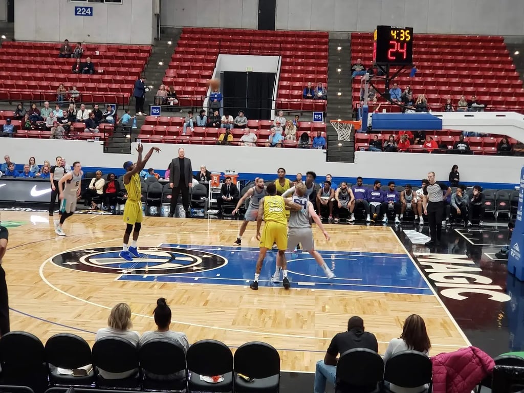 The Lakeland Center