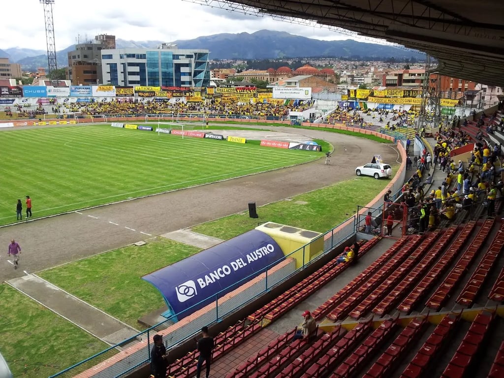 Estadio Alejandro Serrano Aguilar