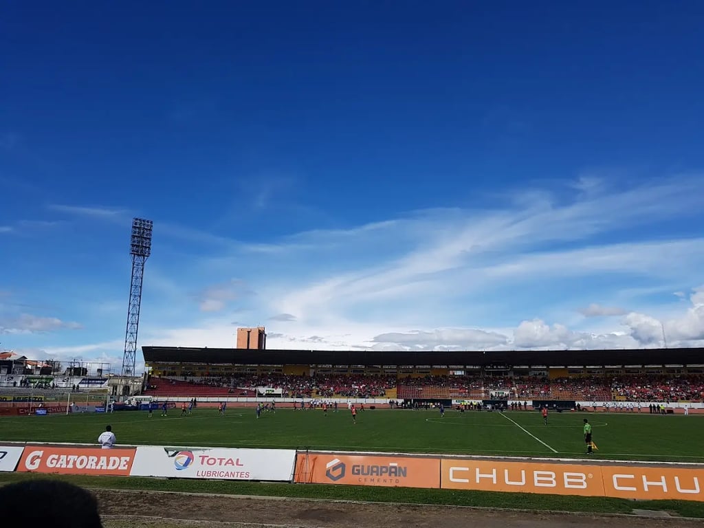 Estadio Alejandro Serrano Aguilar
