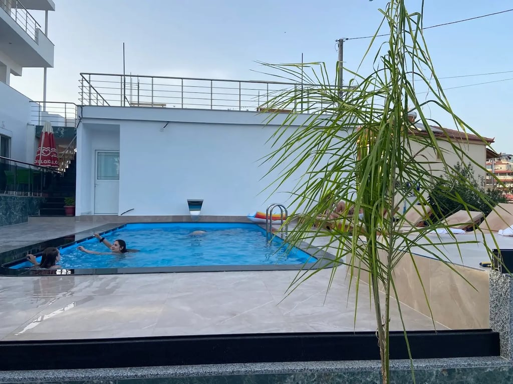 Agimi Hotel
