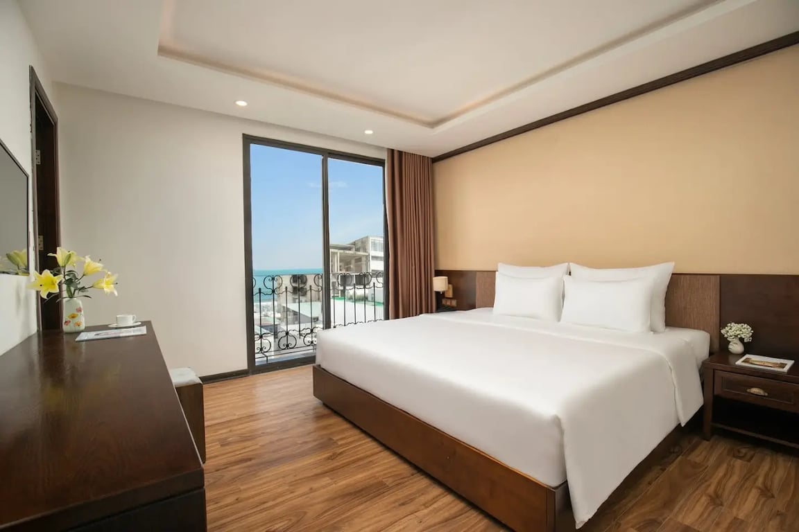 Palazzo Luxury Hotel