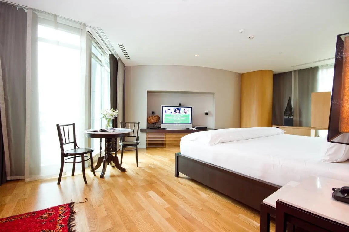 Maduzi Hotel, Bangkok - Asoke