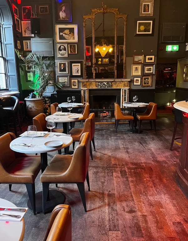 Farrier and Draper Bar & Restaurant