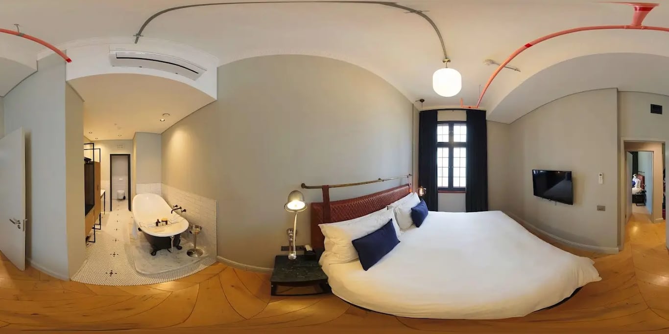 Gorgeous George by Design Hotels ™