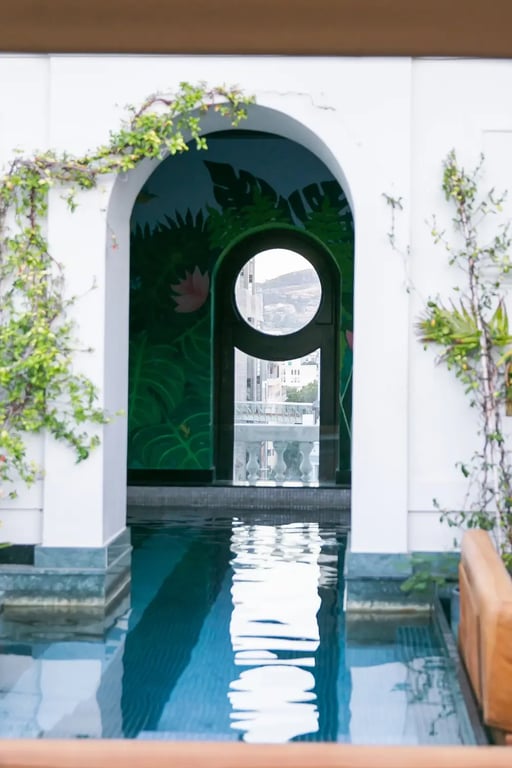 Gorgeous George by Design Hotels ™