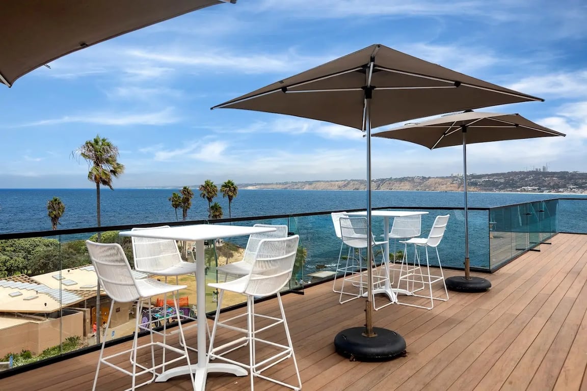 La Jolla Cove Suites