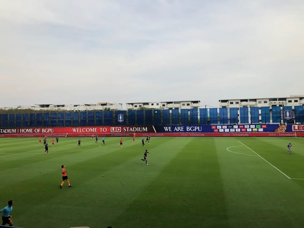 Gymnasium 2 700th Anniversary Stadium