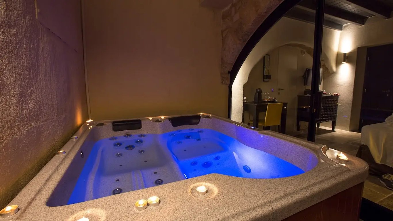Allegory Boutique Hotel
