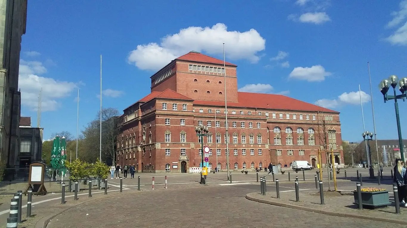 Opernhaus Kiel, Kiel