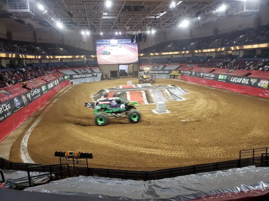 Landers Center