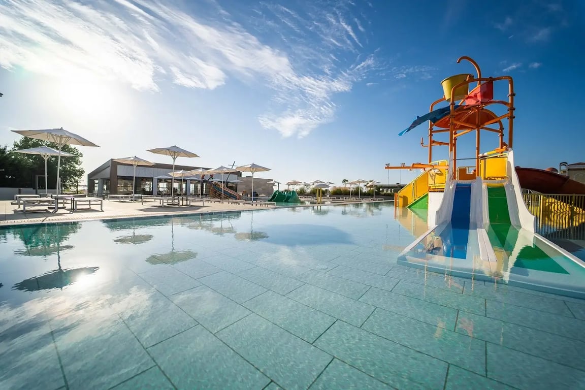 HVD Reina del Mar - Premium Spa Service & Free Parking