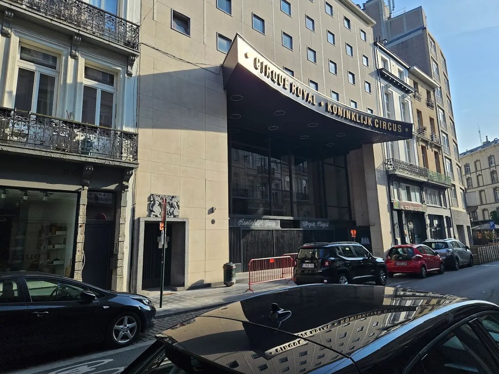 Cirque Royal