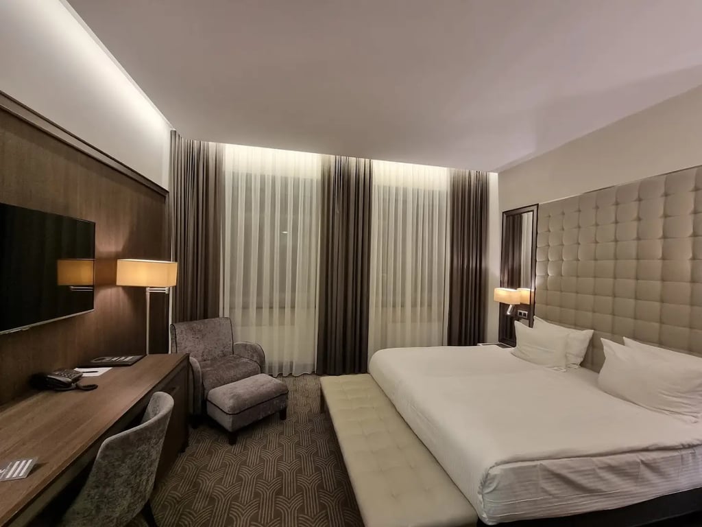 Congress Avenue Hotel