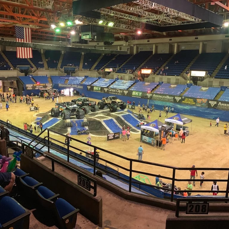 Raising Cane's River Center