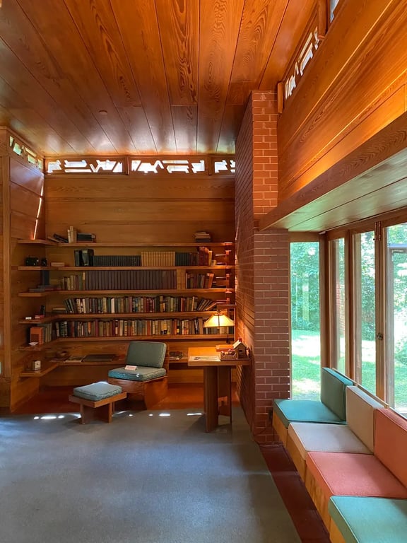 Woodlawn & Frank Lloyd Wright’s Pope-Leighey House