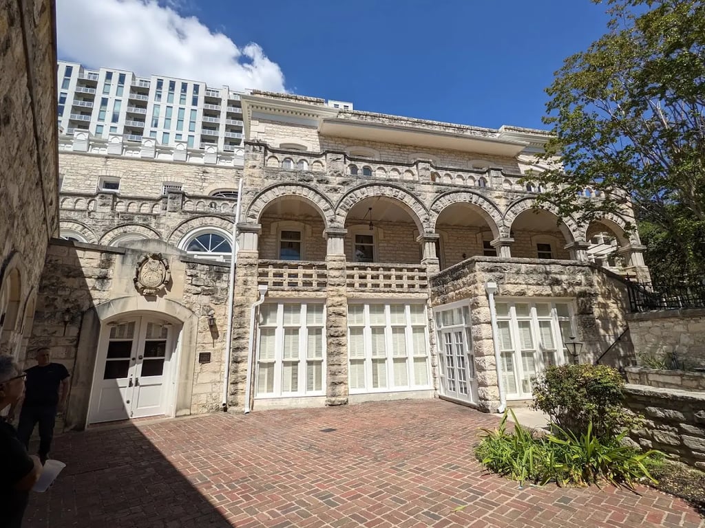 Chateau Bellevue