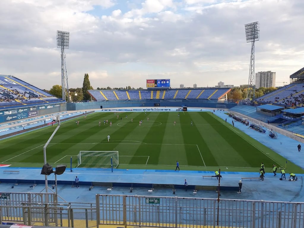 Stadion Kridosono