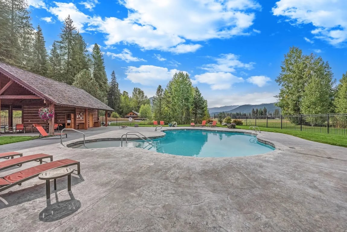 Mountain Springs Lodge & Conference Centre