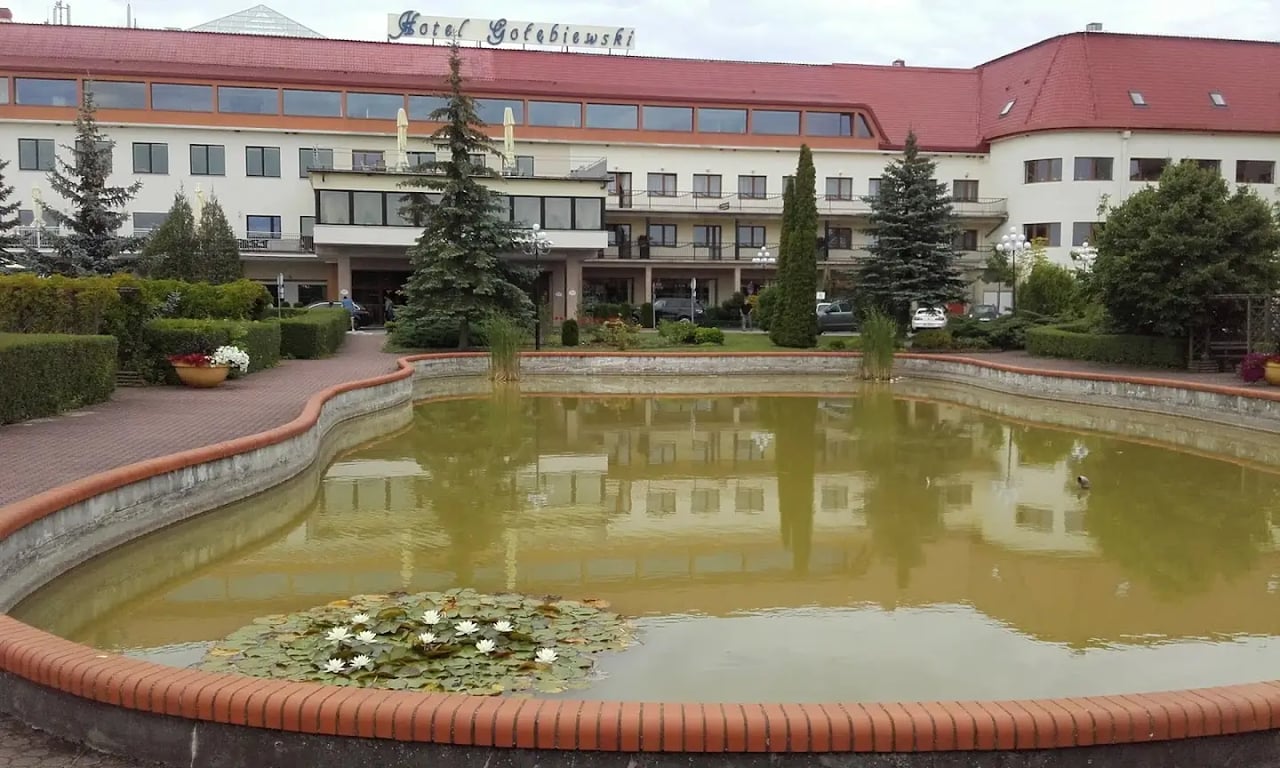 Hotel Gołębiewski Mikołajki