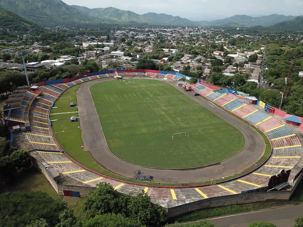 Estadio Oscar Harrison