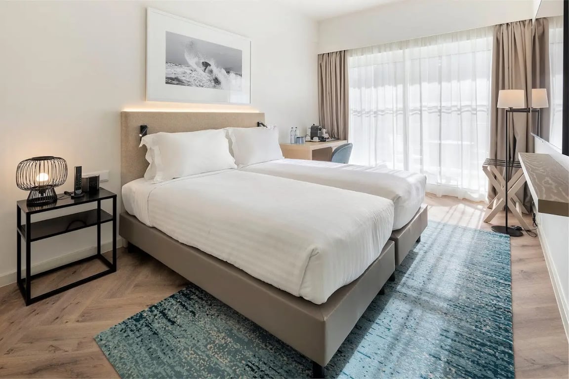 Crowne Plaza Caparica Lisbon