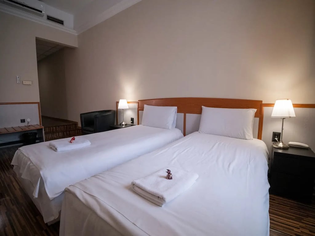 Korona Hotel és Étterem