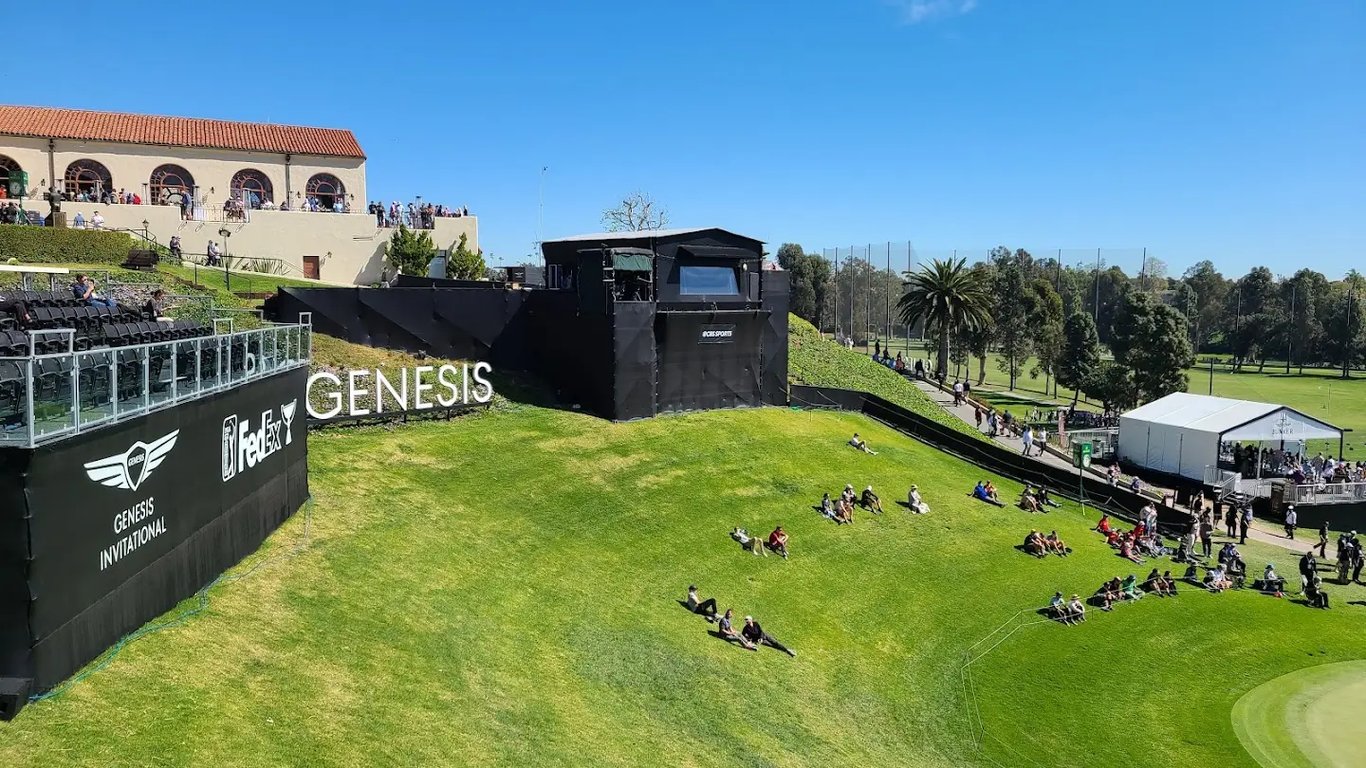 The Riviera Country Club