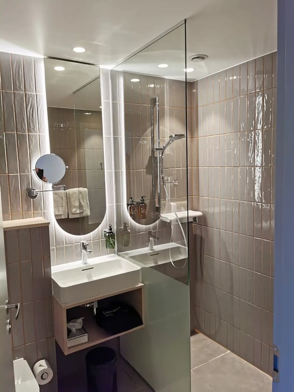 Oru Hub Hotel Tallinn - Handwritten Collection