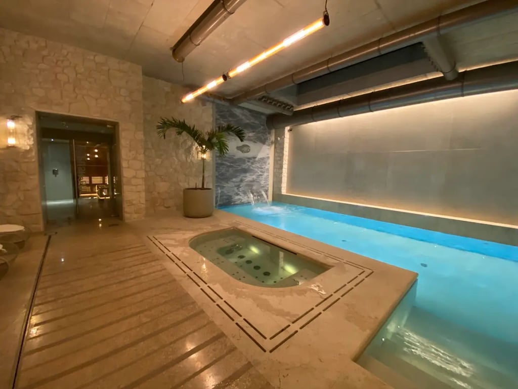 Hotel H15 Luxury Palace
